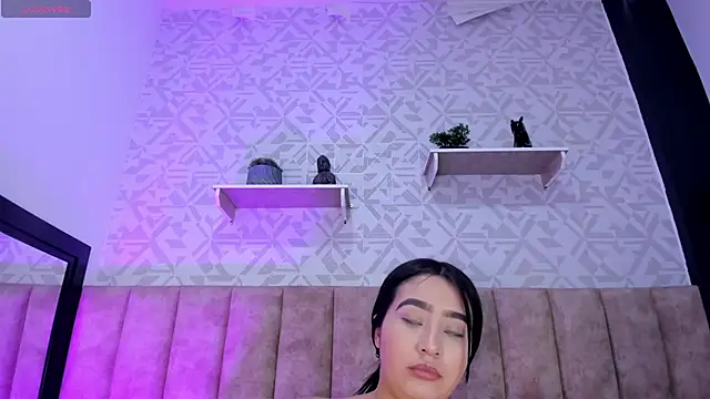 MelinaCruz online show from October 2025 04:46:01 AM