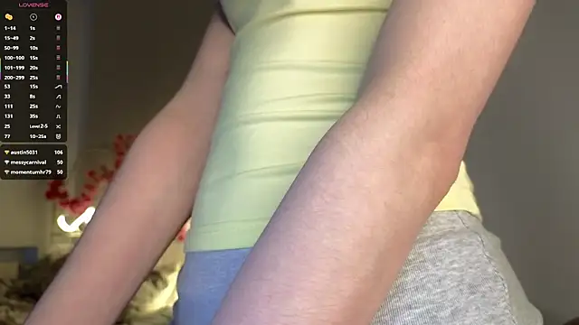 Snapshot of glamourr chatting on September 2025 09:14:02 AM glamourr online show from September 2025 09:14:02 AM