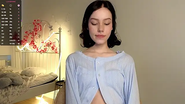 Snapshot of glamourr chatting on October 2025 08:55:02 AM glamourr online show from October 2025 08:55:02 AM