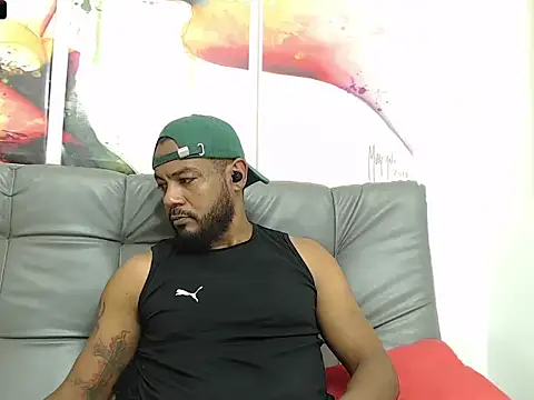 BladeFoxxx1 online show from October 2025 02:04:01 AM