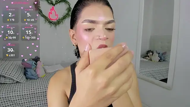 Brithanycullen online show from April 2026 12:22:02 AM