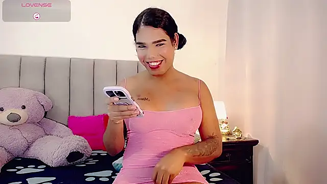 taniababy online show from October 2025 07:01:02 PM