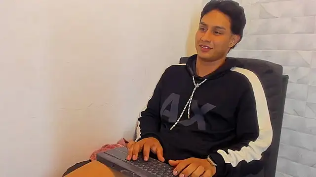 Stone grey1  online show from March 2025 08:45:01 AM