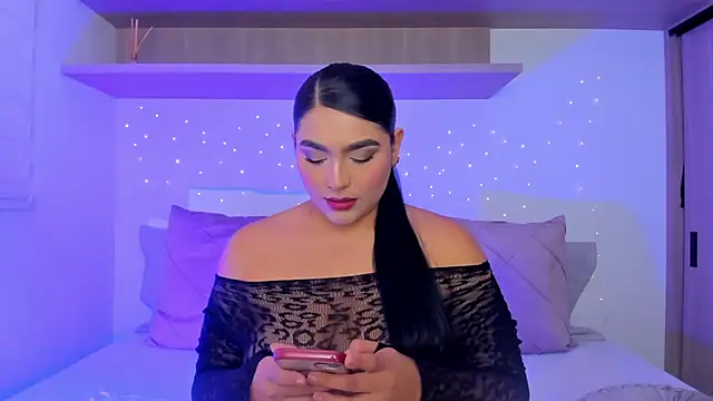 Snapshot of eva_sainnt chatting on April 2026 01:23:02 AM eva sainnt online show from April 2026 01:23:02 AM