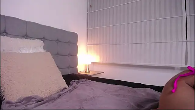 Violet King online show from September 2025 02:39:02 PM