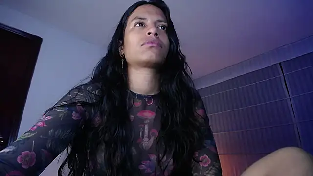 Violet King online show from November 2025 02:12:01 AM