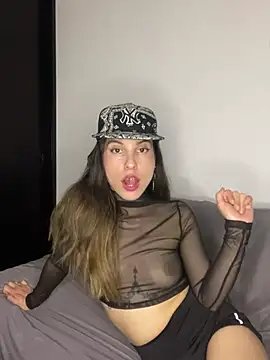 CosmiccAlai online show from March 2025 01:00:01 AM