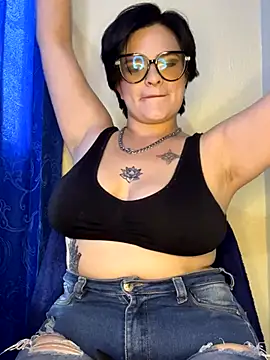 Snapshot of Mistress_Niky_ chatting on October 2025 09:14:02 PM Mistress Niky online show from October 2025 09:14:02 PM