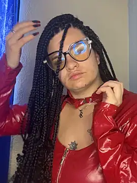 Snapshot of Mistress_Niky_ chatting on November 2025 03:47:02 PM Mistress Niky online show from November 2025 03:47:02 PM