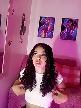 Snapshot of Tracy_KS chatting on March 2025 12:46:01 PM Tracy KS online show from March 2025 12:46:01 PM