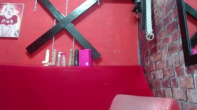 Snapshot of Tracy_KS chatting on September 2025 02:28:02 AM Tracy KS online show from September 2025 02:28:02 AM