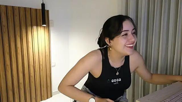 Snapshot of Isa_1207 chatting on September 2025 12:37:02 AM Isa 1207 online show from September 2025 12:37:02 AM