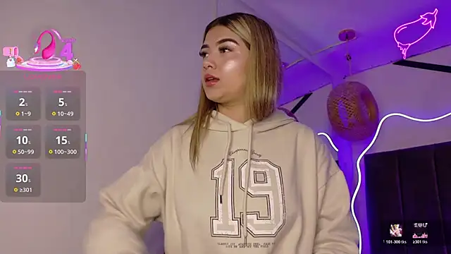 Snapshot of natasha__black chatting on October 2025 07:34:02 PM natasha black online show from October 2025 07:34:02 PM