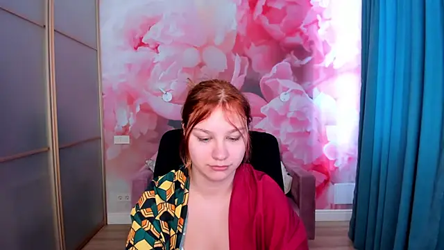 AngelinaLow online show from March 2026 12:32:02 PM