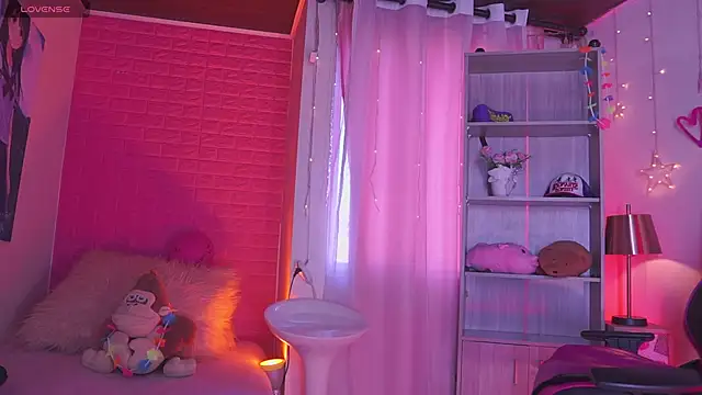 Madison Mayer online show from September 2025 12:19:01 PM