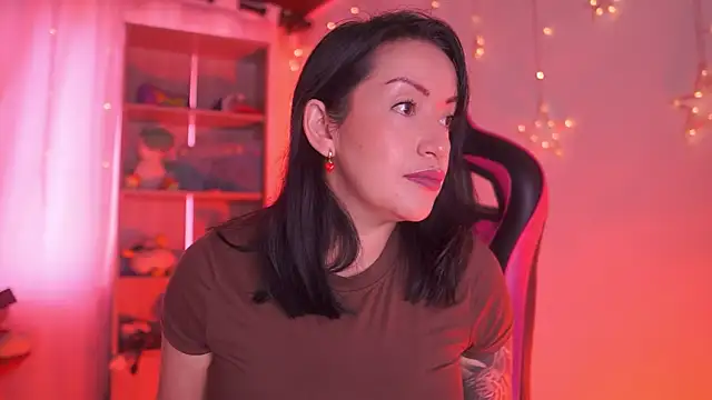 Madison Mayer online show from April 2026 01:41:01 PM