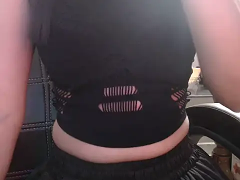 TheMostBeautifullGirl- online show from December 2025 02:33:01 PM