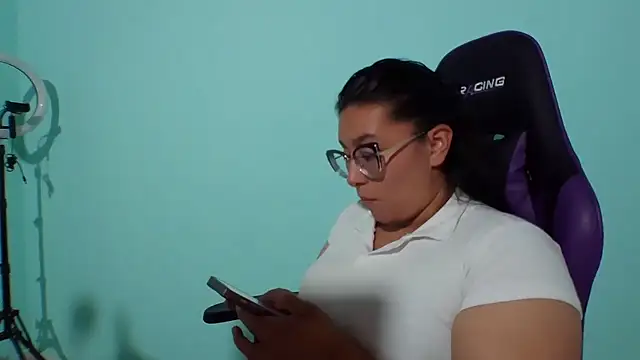 Snapshot of cloe_starr chatting on October 2025 11:04:02 PM cloe starr online show from October 2025 11:04:02 PM