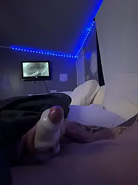 Stillhard8925 online show from January 2026 09:02:02 AM