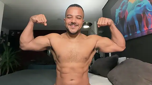 Snapshot of highlatin_guysoficial chatting on June 2026 09:45:02 AM highlatin guysoficial online show from June 2026 09:45:02 AM