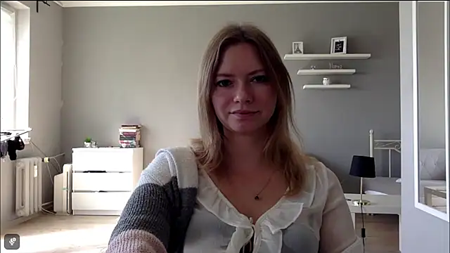 Snapshot of MillieShow chatting on September 2025 08:47:02 AM MillieShow online show from September 2025 08:47:02 AM