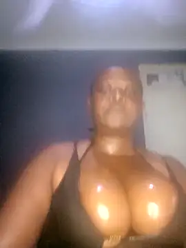 Snapshot of HerPleasure2025 chatting on March 2025 08:09:01 PM HerPleasure2025 online show from March 2025 08:09:01 PM