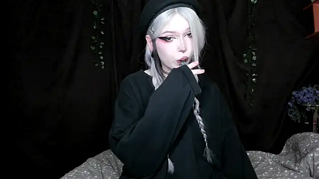 amelia mays xx online show from November 2025 04:41:02 PM