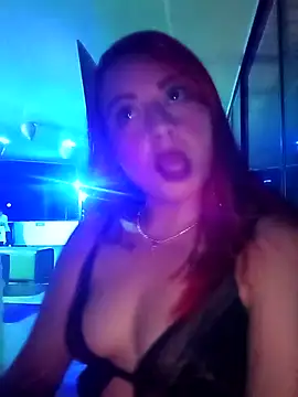 LEIDY LORENA online show from October 2025 06:11:02 AM