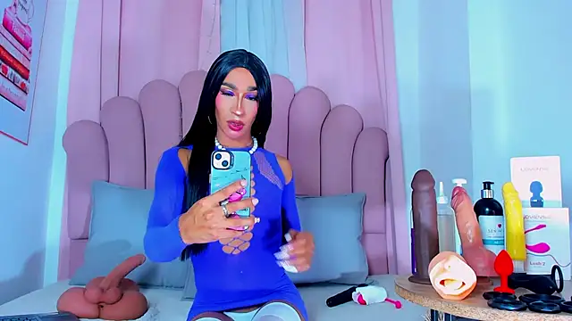 NicoleMadrird online show from June 2026 01:50:02 PM