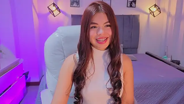 Snapshot of Pretty_Johnson_ chatting on June 2026 05:05:02 AM Pretty Johnson online show from June 2026 05:05:02 AM