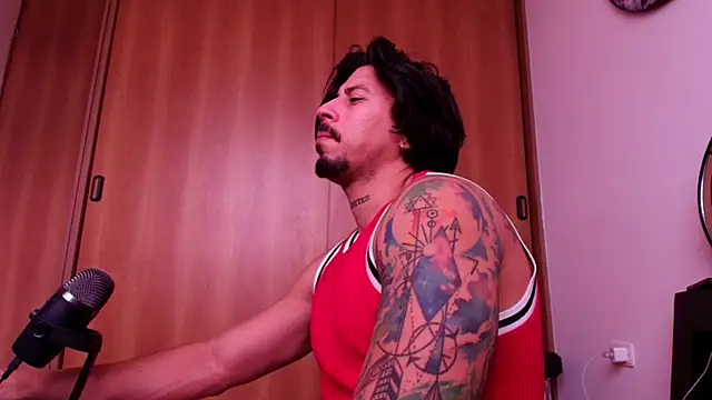 josemeirelesfox online show from October 2025 07:33:01 PM