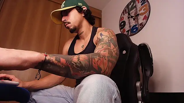 josemeirelesfox online show from October 2025 05:44:01 PM