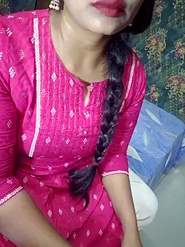 Snapshot of Shalini_telugu09 chatting on June 2026 03:25:02 PM Shalini telugu09 online show from June 2026 03:25:02 PM