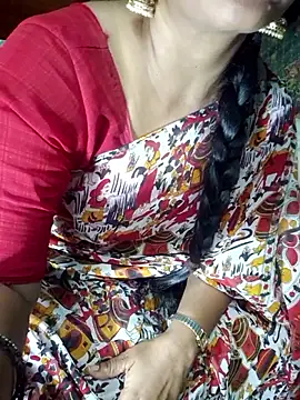 Snapshot of Shalini_telugu09 chatting on June 2026 01:48:02 PM Shalini telugu09 online show from June 2026 01:48:02 PM
