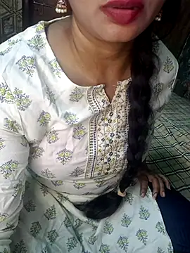 Snapshot of Shalini_telugu09 chatting on July 2026 04:50:01 PM Shalini telugu09 online show from July 2026 04:50:01 PM
