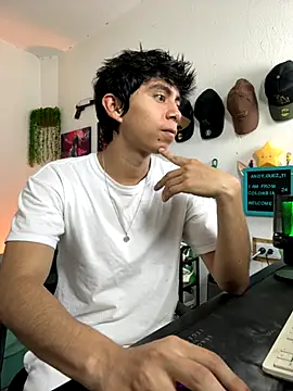 Snapshot of Yaiden_11 chatting on September 2025 10:05:01 AM Yaiden 11 online show from September 2025 10:05:01 AM