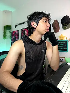 Snapshot of Yaiden_11 chatting on September 2025 10:06:01 AM Yaiden 11 online show from September 2025 10:06:01 AM