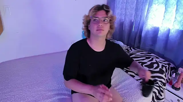 adam angelssss online show from April 2026 02:31:01 PM