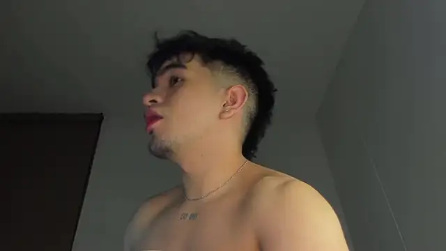 cmzo  online show from November 2025 01:37:01 AM