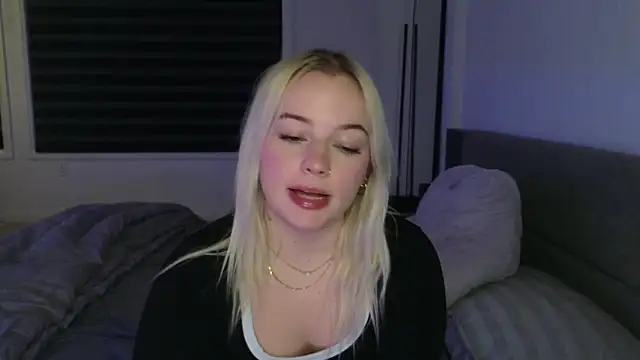 margot robbie7 online show from November 2025 12:32:01 AM