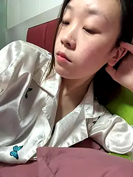 Minnie-66 online show from September 2025 10:27:01 AM