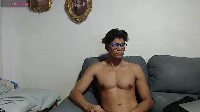 Christian Musclet4 online show from October 2025 10:12:01 AM