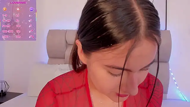 Hanna Evans   online show from January 2026 12:54:01 PM