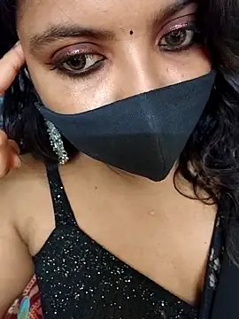 Snapshot of Tamil_hot_whiskey_girl chatting on March 2025 03:59:01 PM Tamil hot whiskey girl online show from March 2025 03:59:01 PM