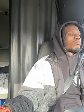 Snapshot of Sir-Tucker chatting on March 2025 08:59:01 PM Sir-Tucker online show from March 2025 08:59:01 PM