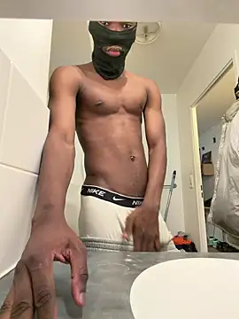 Renoirmonter online show from April 2026 05:41:01 AM