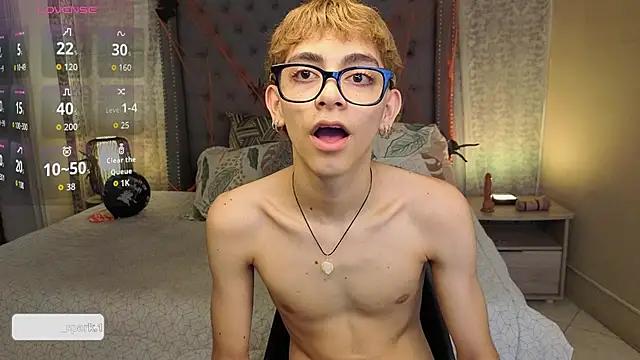 Snapshot of Matty_Sparkk chatting on October 2025 01:58:01 PM Matty Sparkk online show from October 2025 01:58:01 PM