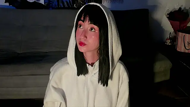 pauline rouge online show from October 2025 10:12:02 AM