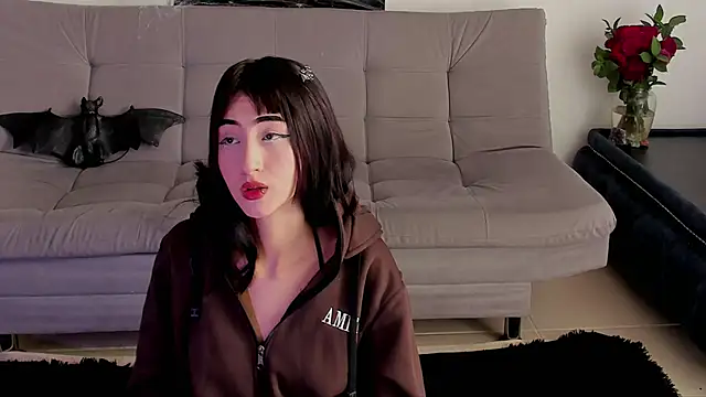 pauline rouge online show from October 2025 03:13:01 PM