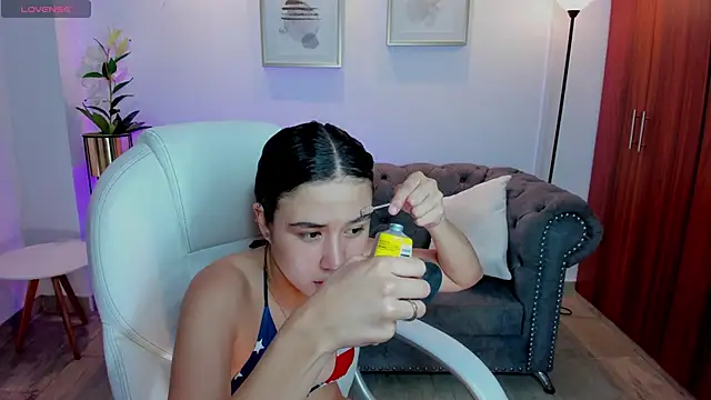 Snapshot of Danaa_Rouse chatting on September 2025 07:13:01 PM Danaa Rouse online show from September 2025 07:13:01 PM